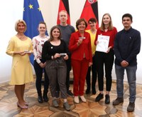 Geschichte-Leistungskurs Preisträger des Jugend-Engagement-Preises des Landes