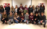 Klasse 10b nimmt ebenfalls an Bitburger Weihnachtsbaumaktion teil